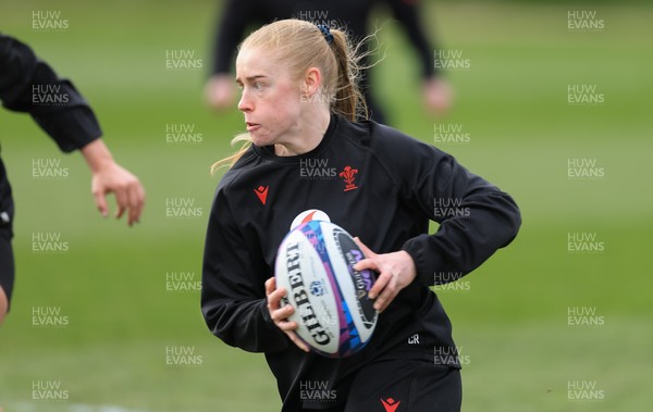 170325 Wales Women 6 Nations Rugby Training - Catherine Richards during training ahead of the opening Women’s Six Nations match against Scotland