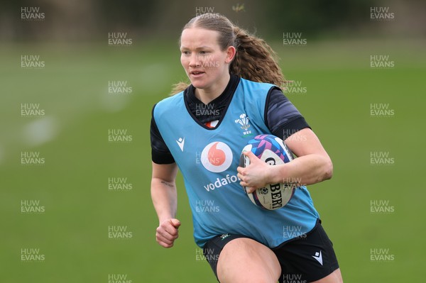 170325 Wales Women 6 Nations Rugby Training - Carys Cox during training ahead of the opening Women’s Six Nations match against Scotland