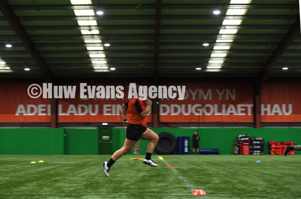 180122 - Wales Women Rugby Training - Siwan Lillicrap during training