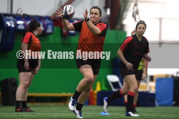 180122 - Wales Women Rugby Training - Siwan Lillicrap during training
