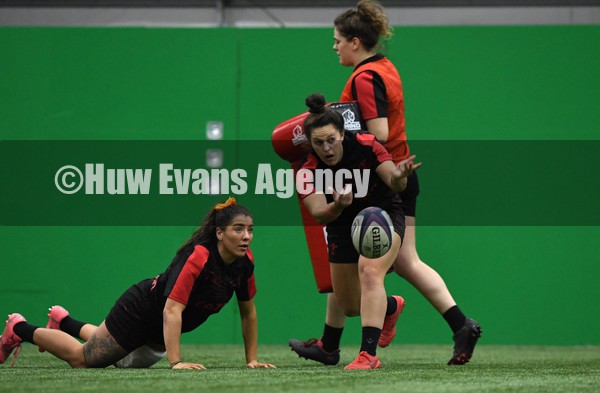 180122 - Wales Women Rugby Training - Ffion Lewis during training