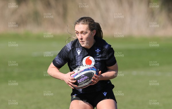 180325 Wales Women Rugby Training - Hannah Jones during a Wales training session ahead of the opening Women’s Six Nations match against Scotland