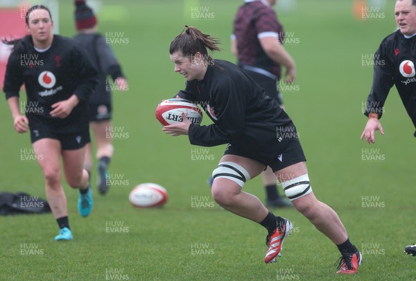 190324 - Wales Women Rugby Training - Kate Williams during training session ahead of the start of the Women’s 6 Nations