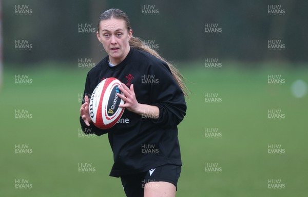 190324 - Wales Women Rugby Training - Hannah Jones during training session ahead of the start of the Women’s 6 Nations