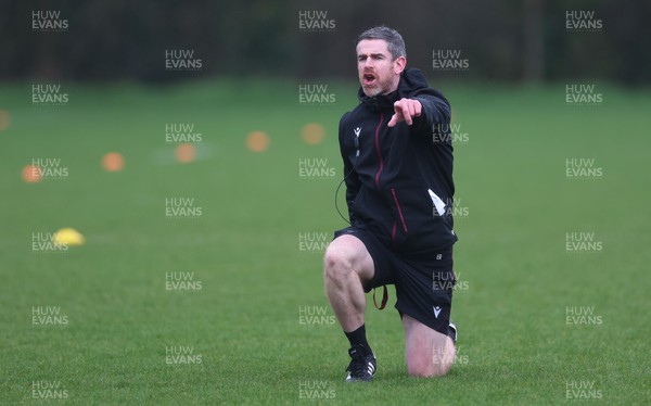 190324 - Wales Women Rugby Training - Eifion Roberts during training session ahead of the start of the Women’s 6 Nations