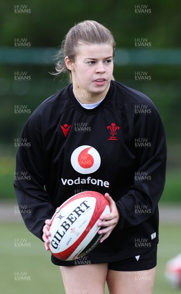 190424 - Wales Women Rugby training session - Mollie Wilkinson during a training session ahead of Wales’ Guinness 6 Nations match against France