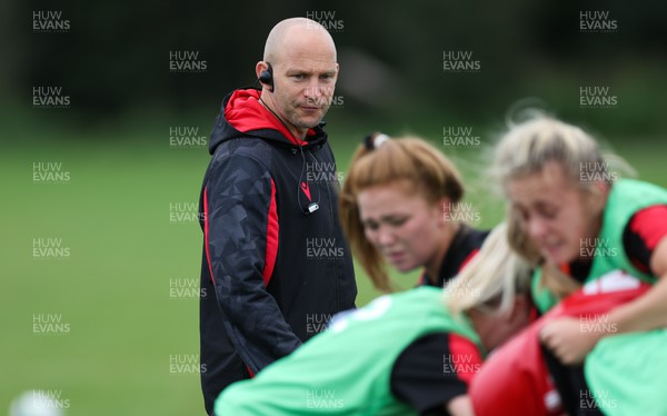 190922 - Wales Women World Cup Squad Training session - Richard Whiffin during a training session ahead of Wales’ departure for the Women’s Rugby World Cup