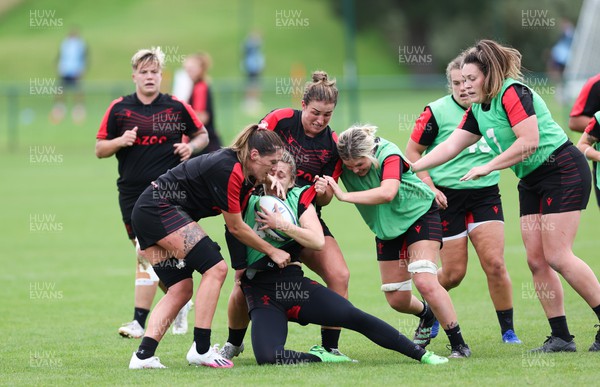 190922 - Wales Women World Cup Squad Training session - Wales Womenmembers during a training session ahead of Wales’ departure for the Women’s Rugby World Cup