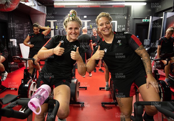 190922 - Wales Women World Cup Squad Training session - Alex Callender and Donna Rose prepare to train in the altitude room ahead of Wales’ departure for the Women’s Rugby World Cup