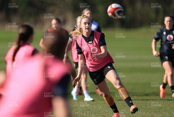 200325  Wales Women Rugby Training Session - Hannah Jones during training session ahead of the opening match of the Women’s 6 Nations against Scotland