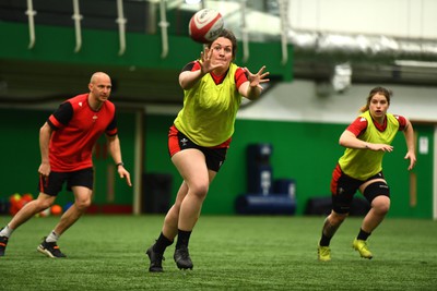 Wales Women Rugby Training 200422