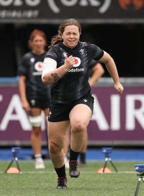 200625 - Wales Women Rugby Training Session -  Maisie Davies during a training session in the build up to the two tests against Australia and the Women’s Rugby World Cup