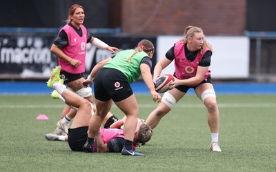 200625 - Wales Women Rugby Training Session - Alaw Pyrs during a training session in the build up to the two tests against Australia and the Women’s Rugby World Cup