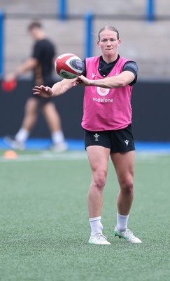 200625 - Wales Women Rugby Training Session - Carys Cox during a training session in the build up to the two tests against Australia and the Women’s Rugby World Cup