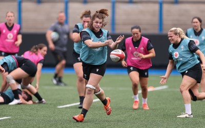 200625 - Wales Women Rugby Training Session - Kate Williams during a training session in the build up to the two tests against Australia and the Women’s Rugby World Cup