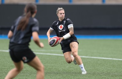 200625 - Wales Women Rugby Training Session - Keira Bevan during a training session in the build up to the two tests against Australia and the Women’s Rugby World Cup