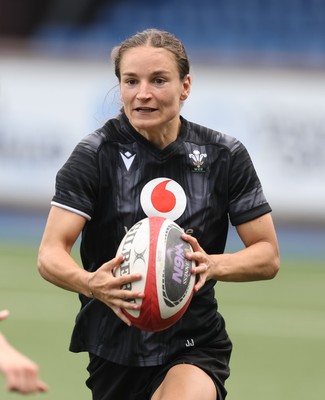 200625 - Wales Women Rugby Training Session - Jasmine Joyce during a training session in the build up to the two tests against Australia and the Women’s Rugby World Cup