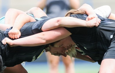 200625 - Wales Women Rugby Training Session - The Wales Women’s squad during a training session in the build up to the two tests against Australia and the Women’s Rugby World Cup