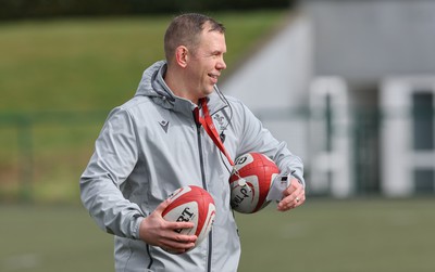 210323 - Wales Women Rugby Training Session - Head coach Ioan Cunningham during a training session ahead of Wales’ opening Women’s 6 Nations match against Ireland