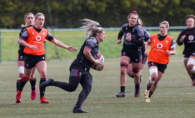 210323 - Wales Women Rugby Training Session - Hannah Bluck during a training session ahead of Wales’ opening Women’s 6 Nations match against Ireland