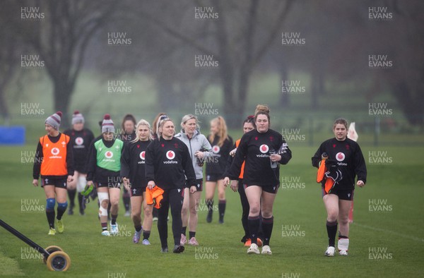 210323 - Wales Women Rugby Training Session - Wales Women squad walk down to a training session ahead of Wales’ opening Women’s 6 Nations match against Ireland