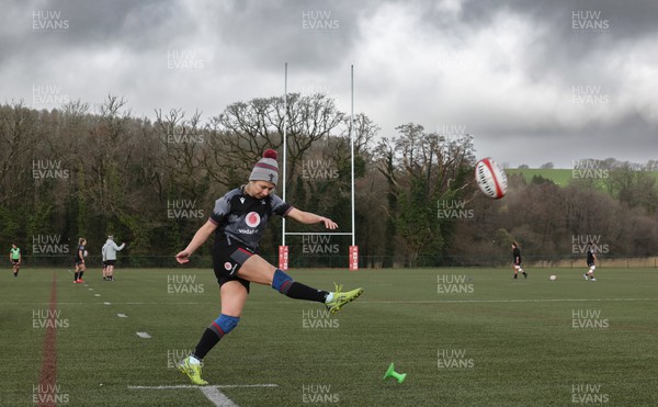 210323 - Wales Women Rugby Training Session - Elinor Snowsill kicks during a training session ahead of Wales’ opening Women’s 6 Nations match against Ireland