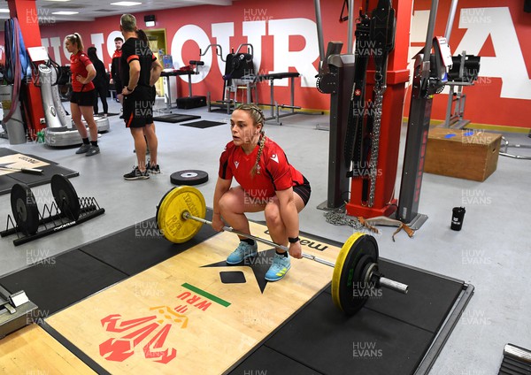 220322 - Wales Women Rugby Gym Session - Jenni Scoble during a gym session