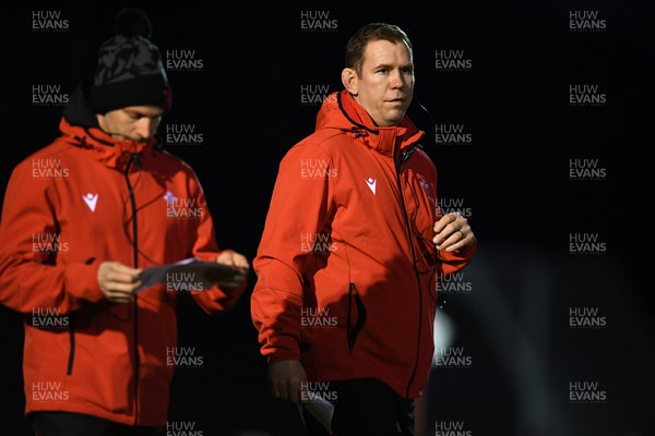 220322 - Wales Women Rugby Training - Richard Whiffin and Ioan Cunningham during training
