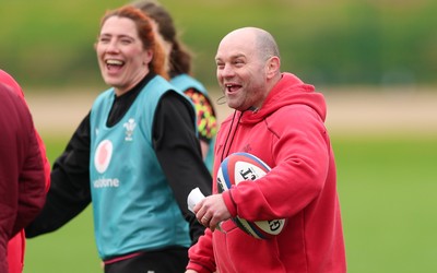 210426 - Wales Women’s Rugby Training - Sean Lynn, Wales Women head coach during a rugby training session ahead of the Women’s 6 Nation’s match against England