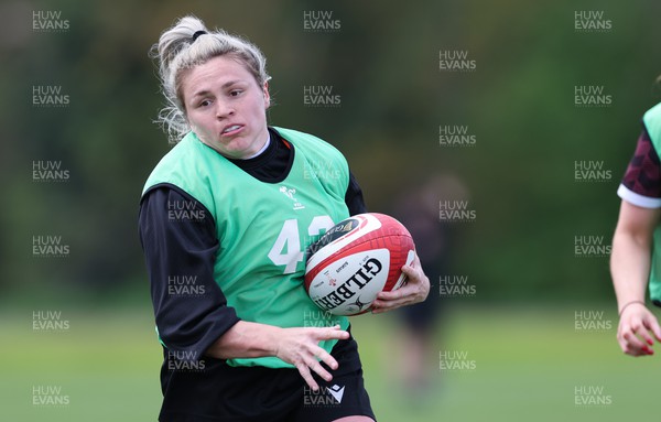230424 - Wales Women Rugby Training - Hannah Bluck during training ahead of Wales’ Guinness Women’s 6 Nations match against Italy