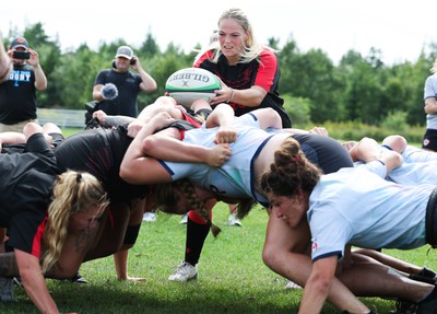 230822 - Wales Women Rugby Training Session - Wales’ Kelsey Jones acts as scrum half as Wales and Canada train against each other ahead of their match this weekend