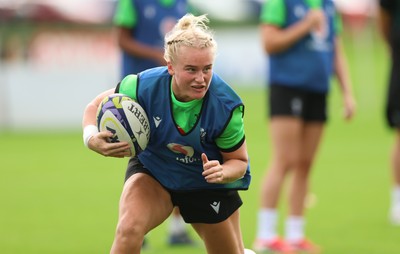230926 Wales Women Rugby Training Session - Seren Singleton during a training session ahead of the WXV match against the USA