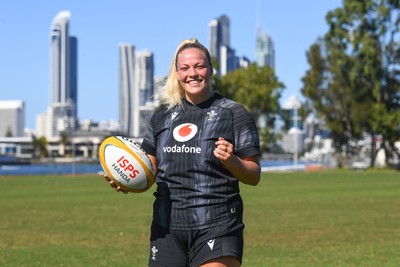 240725 - Wales Women Rugby Training at The Southport School, Southport - Kelsey Jones during the Wales Womens Rugby training session at The Southport School ahead of their first tour match against Australia