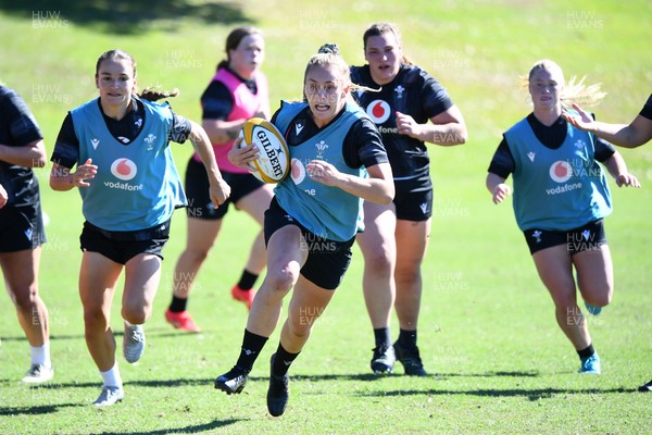 240725 - Wales Women Rugby Training at The Southport School, Southport - Hannah Dallavalle during a Wales Womens Rugby training session ahead of their first tour match against Australia
