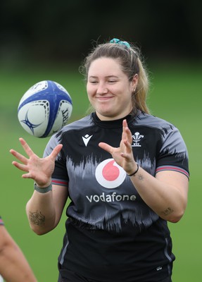 240823 - Wales Women Training session - Gwen Crabb during training session