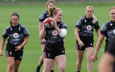 240823 - Wales Women Training session - Abbie Fleming during training session