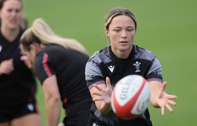 240823 - Wales Women Training session - Alisha Butchers during training session