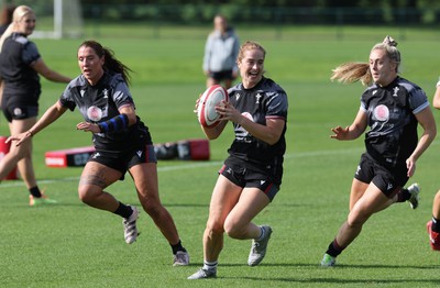 240823 - Wales Women Training session - Lisa Neumann during training session