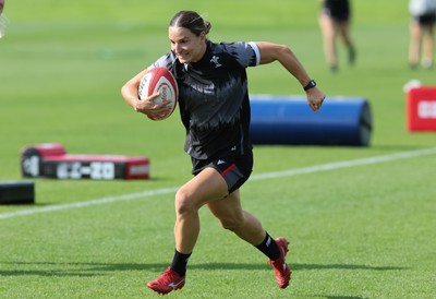 240823 - Wales Women Training session - Jazz Joyce during training session