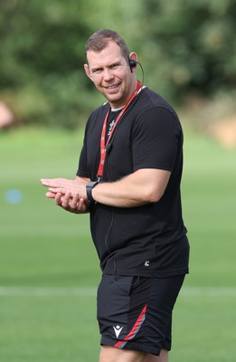 240823 - Wales Women Training session - Ioan Cunningham during training session