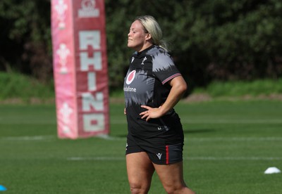 240823 - Wales Women Training session - Kelsey Jones during training session