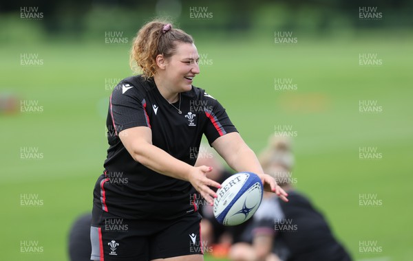 240823 - Wales Women Training session - Gwenllian Pyrs during training session