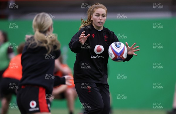 250324 - Wales Women Rugby Training Session  - Niamh Terry during training session ahead of the Guinness Women’s 6 Nations match against England