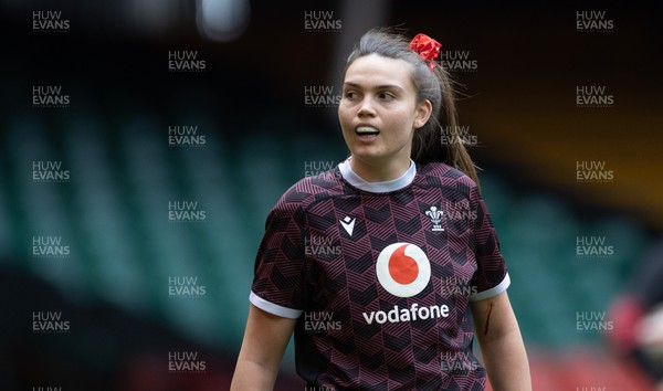 230424 - Wales Women Rugby Training Session - Bryonie King during a training session at the Principality Stadium ahead of Wales’ Guinness Women’s 6 Nations match against Italy