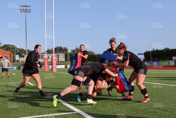 250923 - Wales Women Training Camp, North Wales - The forward pack drive ahead during a units training session at Stadium CSM in north Wales