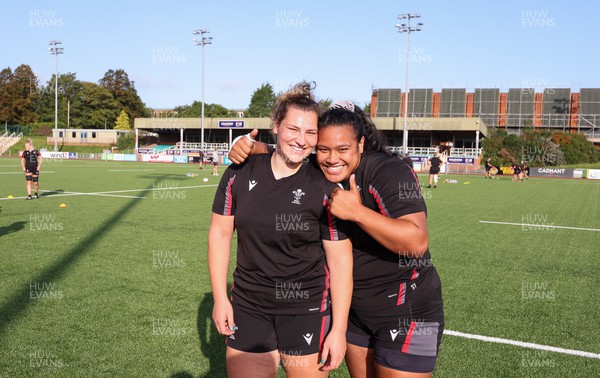 250923 - Wales Women Training Camp, North Wales - Gwenllian Pyrs and Sisilia Tuipulotu during a units training session at Stadium CSM in north Wales