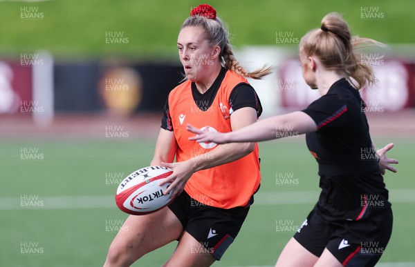 250923 - Wales Women Training Camp, North Wales - Hannah Jones during a units training session at Stadium CSM in north Wales