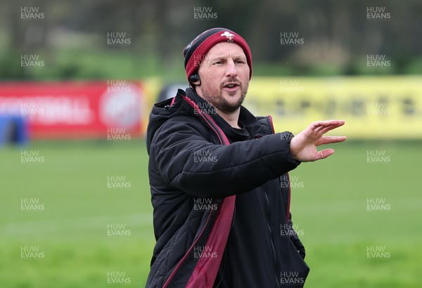 260324 - Wales Women Rugby Training Session - Mike Hill, Wales Women forwards coach, during a training session   ahead of their 6 Nations match against England