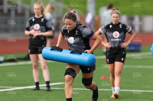 260923 - Wales Women Rugby Training Session - Alisha Butchers during a training session at Stadium CSM, north Wales