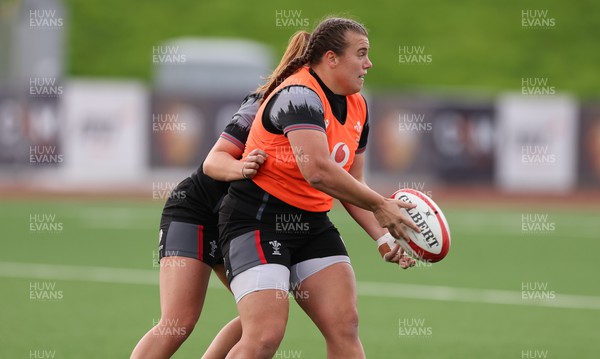 260923 - Wales Women Rugby Training Session - Carys Phillips during a training session at Stadium CSM, north Wales